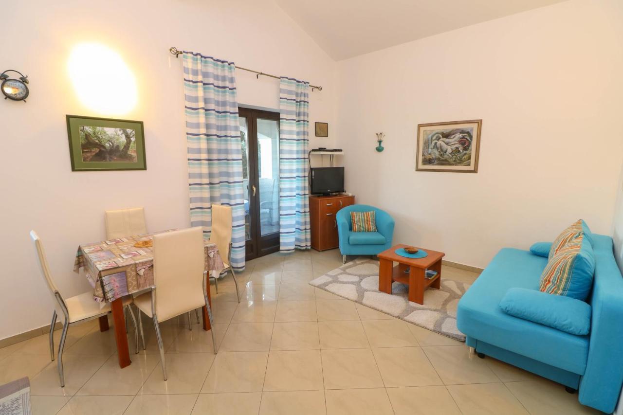 Apartments Blue And Green With Balcony Baška Extérieur photo