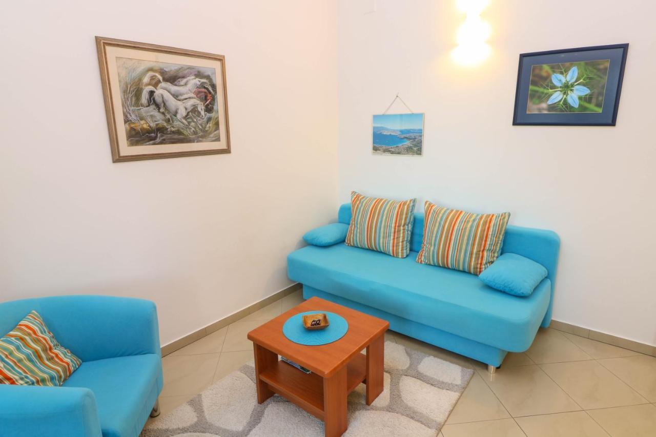 Apartments Blue And Green With Balcony Baška Extérieur photo