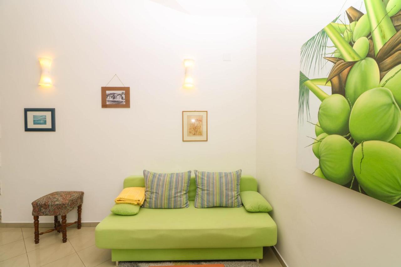 Apartments Blue And Green With Balcony Baška Extérieur photo
