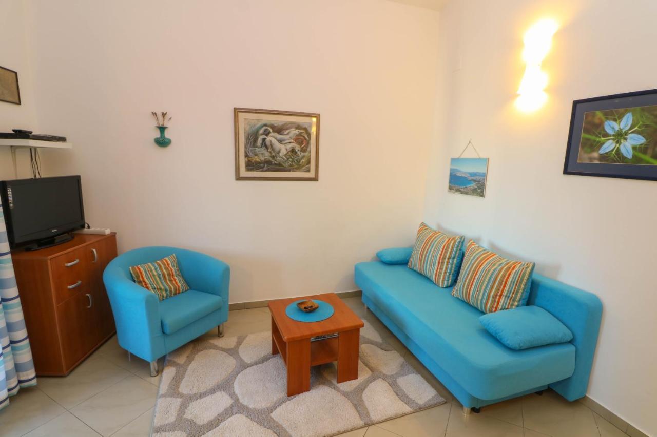 Apartments Blue And Green With Balcony Baška Extérieur photo